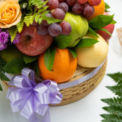 fruit hamper with greeting card denpasar